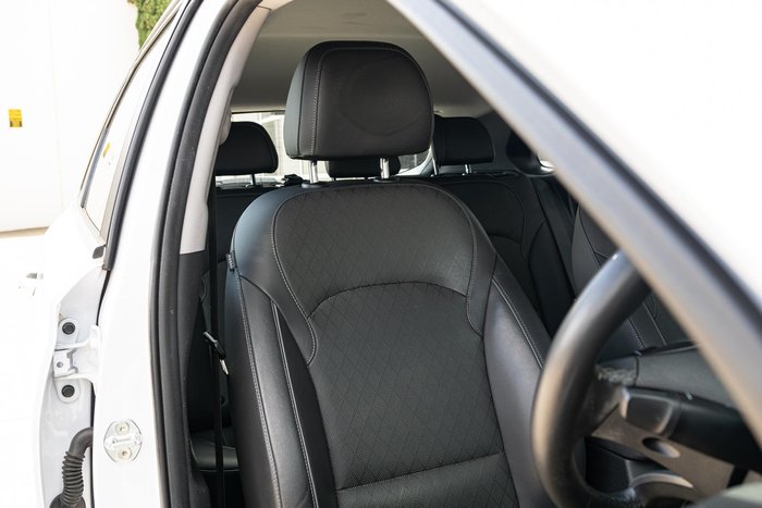 2021 Hyundai i30 Active PD.V4 MY21 Polar White