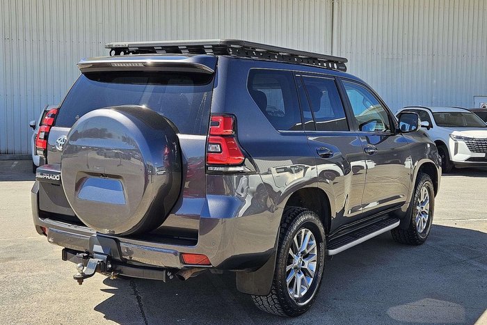 2023 Toyota Landcruiser Prado VX