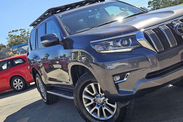 2023 Toyota Landcruiser Prado VX