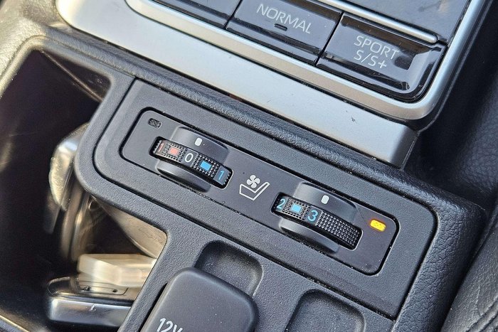 2023 Toyota Landcruiser Prado VX