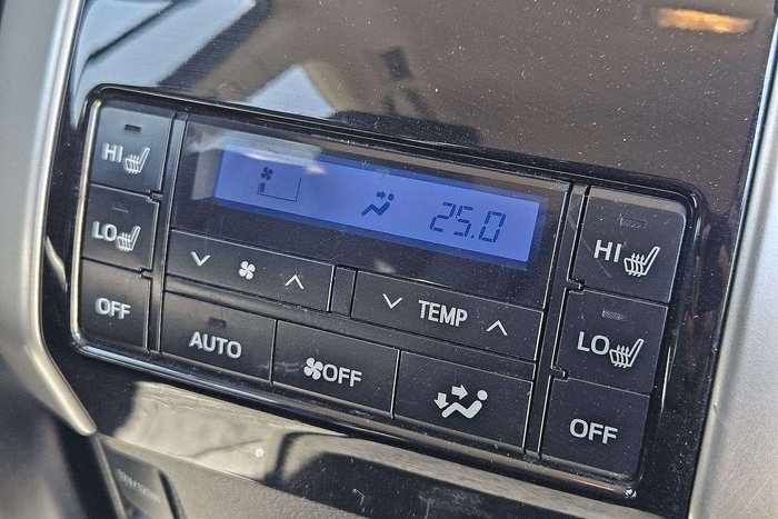 2023 Toyota Landcruiser Prado VX