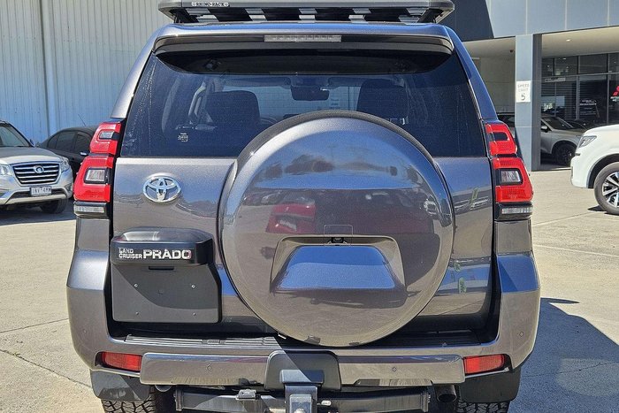 2023 Toyota Landcruiser Prado VX