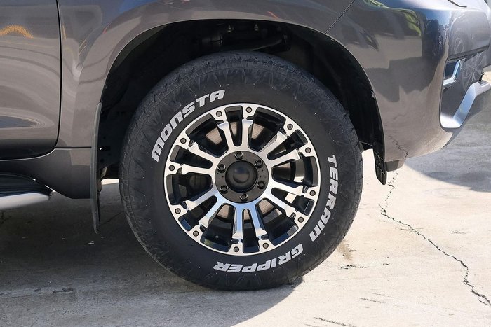 2023 Toyota Landcruiser Prado VX