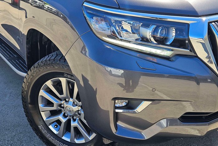 2023 Toyota Landcruiser Prado VX