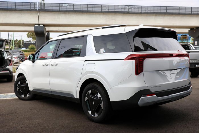 2026 Kia Carnival Sport+ HEV KA4 PE MY26 Snow White Pearl