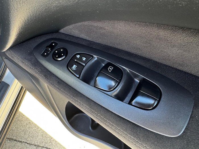 2015 Nissan Pathfinder ST R52 MY15 Brilliant Silver