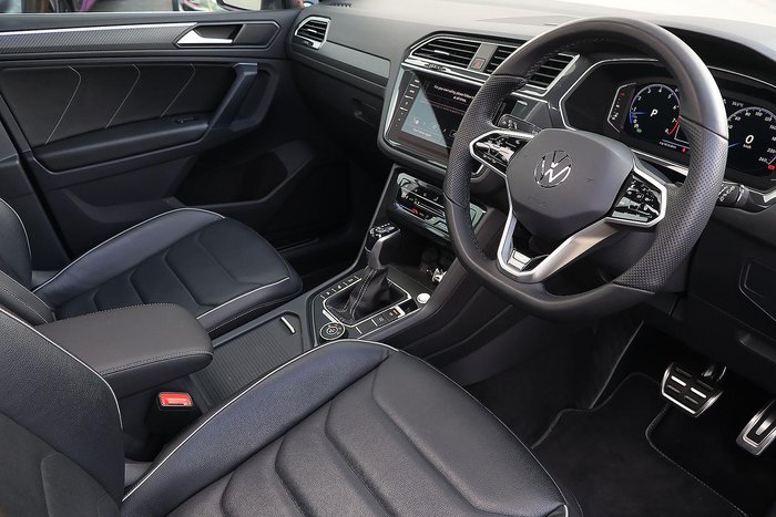 2022 Volkswagen Tiguan 162TSI R-Line