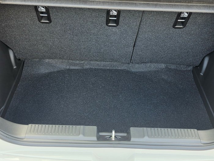 2025 Suzuki Swift Hybrid GLX