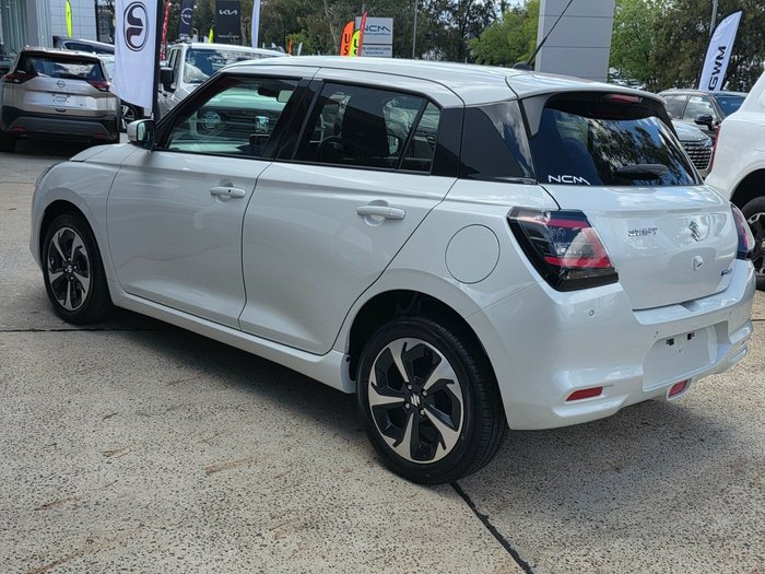 2025 Suzuki Swift Hybrid GLX