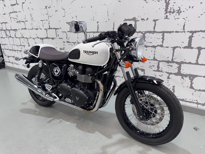 2015 Triumph Thruxton Ace Cafe Special Edition Thruxton White