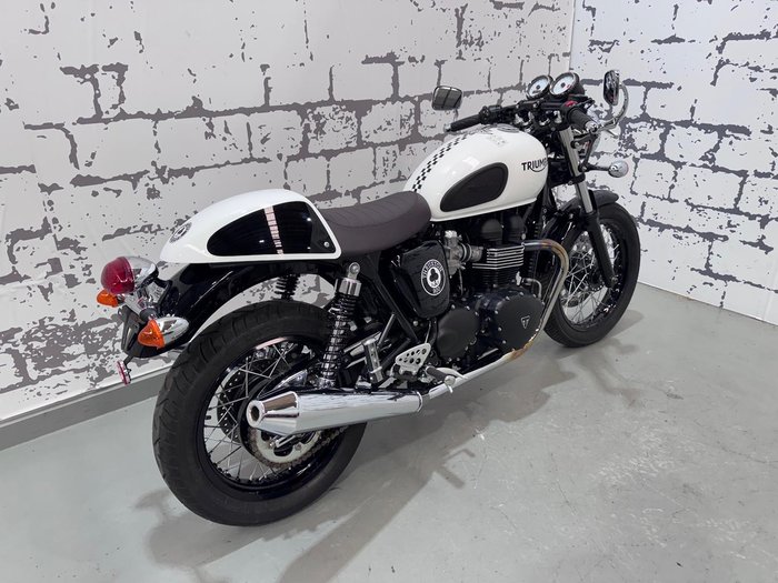 2015 Triumph Thruxton Ace Cafe Special Edition Thruxton White