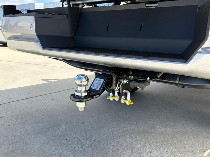 2025 Mitsubishi Triton GLX