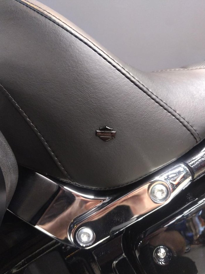 2021 Harley-Davidson Sport Glide 107 (FLSB) Softail Black