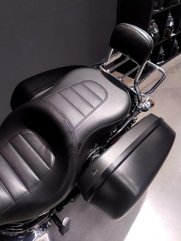 2021 Harley-Davidson Sport Glide 107 (FLSB) Softail Black