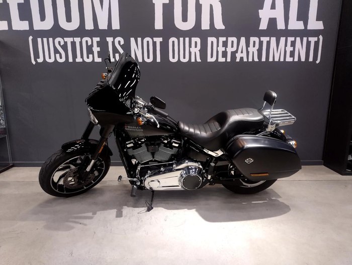 2021 Harley-Davidson Sport Glide 107 (FLSB) Softail Black