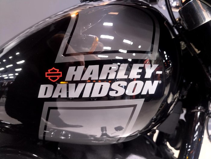 2021 Harley-Davidson Sport Glide 107 (FLSB) Softail Black