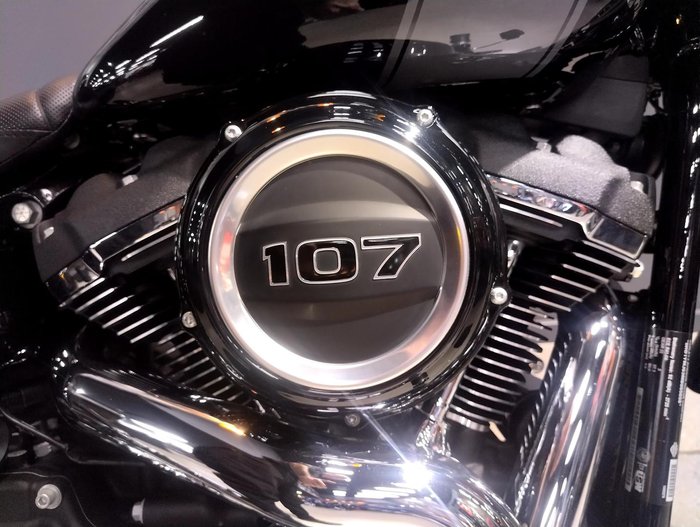 2021 Harley-Davidson Sport Glide 107 (FLSB) Softail Black