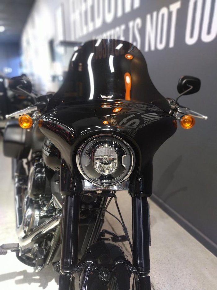 2021 Harley-Davidson Sport Glide 107 (FLSB) Softail Black