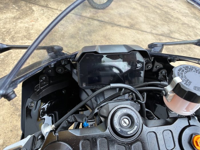 2025 Yamaha YZF-R7LA Black