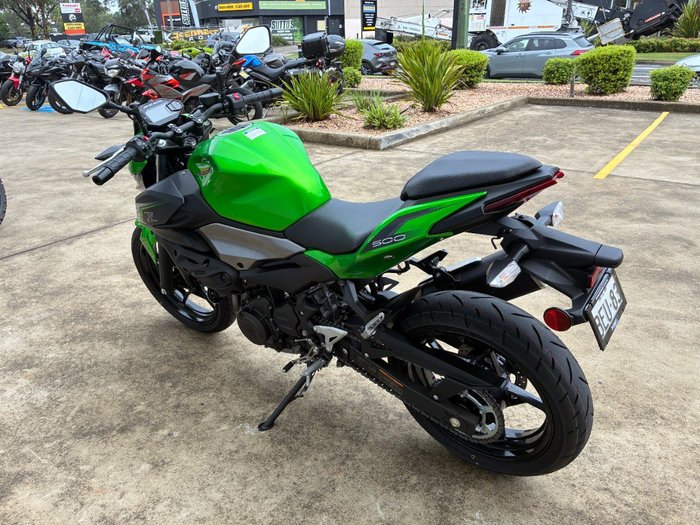 2025 Kawasaki Z500 Green