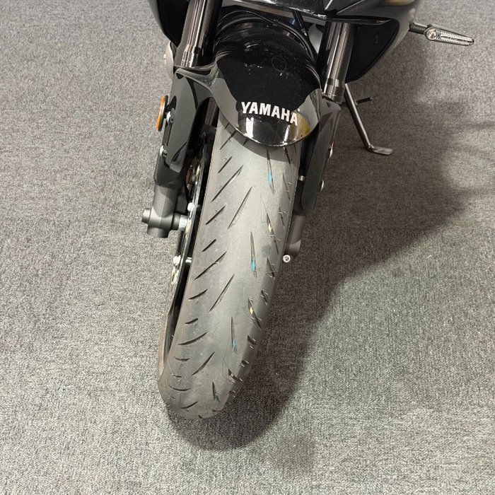 2025 Yamaha YZF-R7LA BLACK