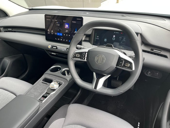 2025 MG MGS5 EV Excite 49