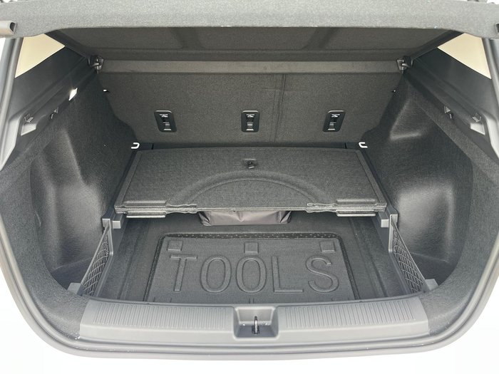 2025 MG MGS5 EV Excite 49