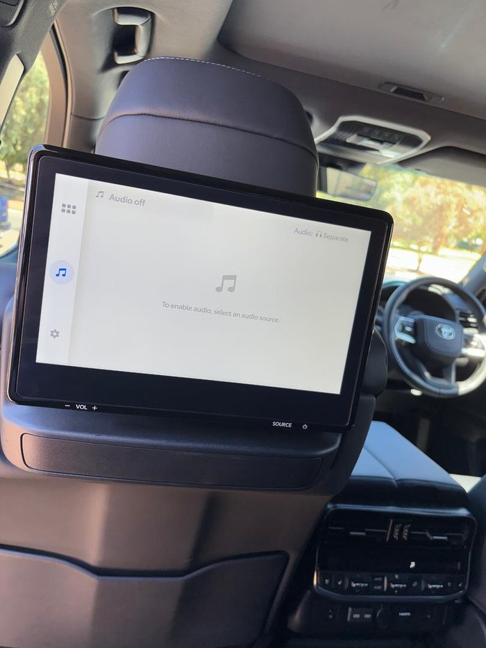 2025 Toyota Landcruiser Sahara ZX