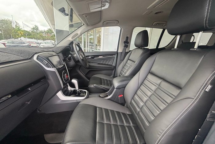 2020 Isuzu MU-X LS-T