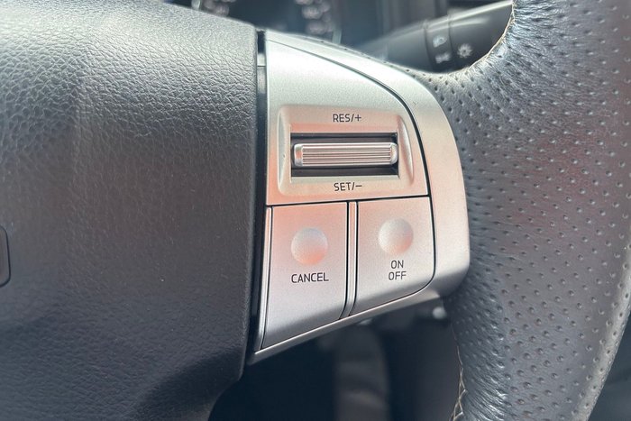 2020 Isuzu MU-X LS-T