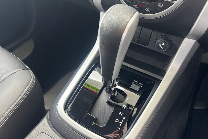 2020 Isuzu MU-X LS-T