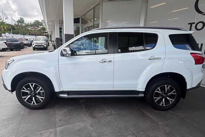 2020 Isuzu MU-X LS-T