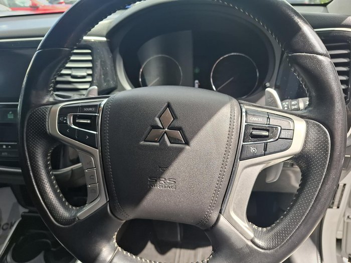 2017 Mitsubishi Outlander PHEV LS