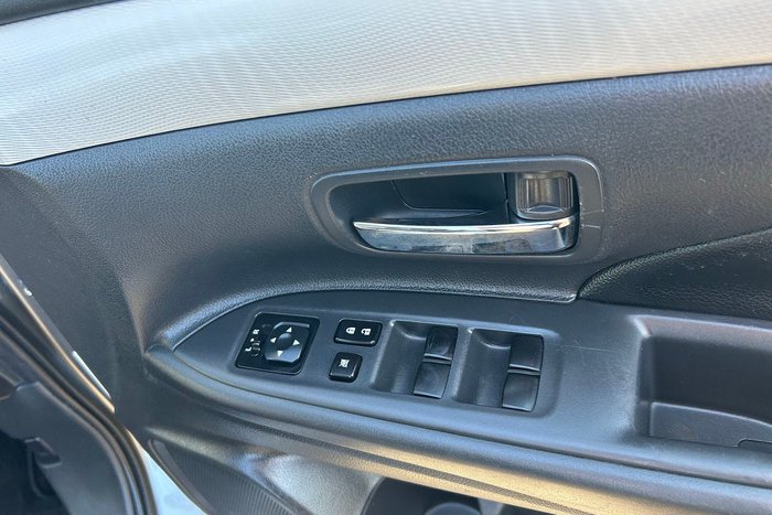 2015 Mitsubishi Outlander PHEV Aspire