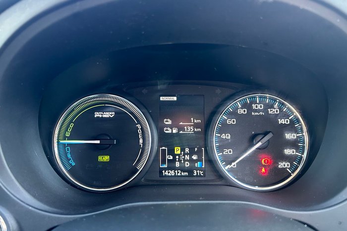 2015 Mitsubishi Outlander PHEV Aspire