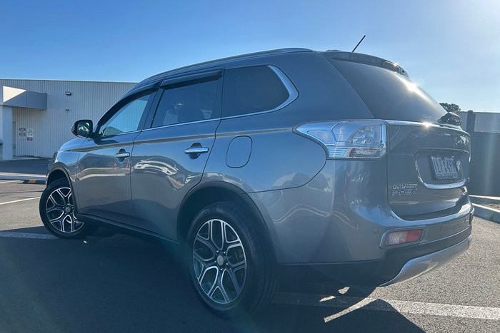 2015 Mitsubishi Outlander PHEV Aspire