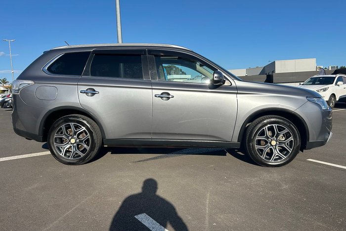 2015 Mitsubishi Outlander PHEV Aspire