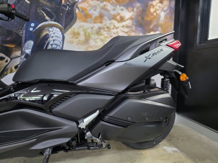 2026 Yamaha XMAX 300 (CZD300A) Grey