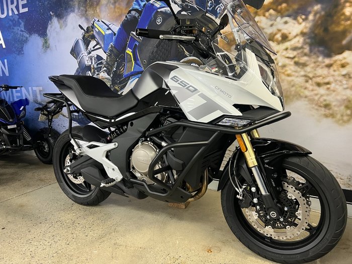 2023 CFMOTO 650MT ABS WHITE