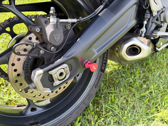 2024 Triumph DAYTONA 660 White