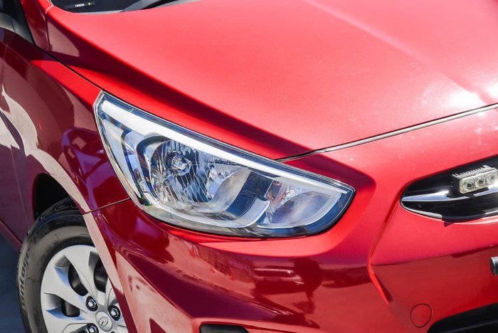 2016 Hyundai Accent Active