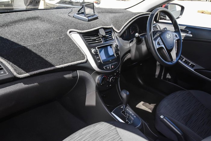 2016 Hyundai Accent Active