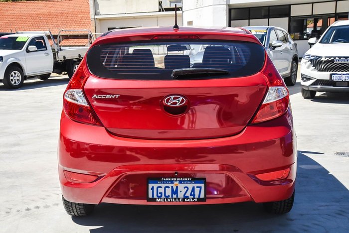 2016 Hyundai Accent Active
