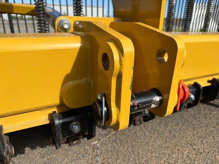 0 Tatu Tls Tatu Linkage Double Disc Seeder - Aged YELLOW
