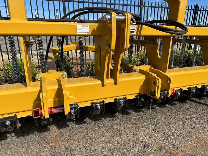 0 Tatu Tls Tatu Linkage Double Disc Seeder - Aged YELLOW