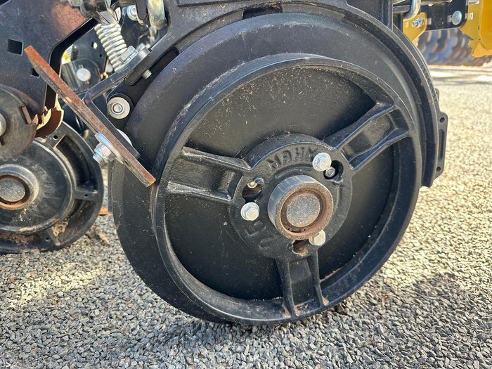 0 Tatu Tls Tatu Linkage Double Disc Seeder - Aged YELLOW