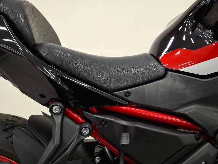 2023 Kawasaki Z650 RS Black