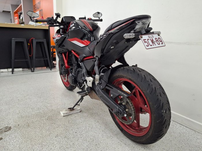 2023 Kawasaki Z650 RS Black