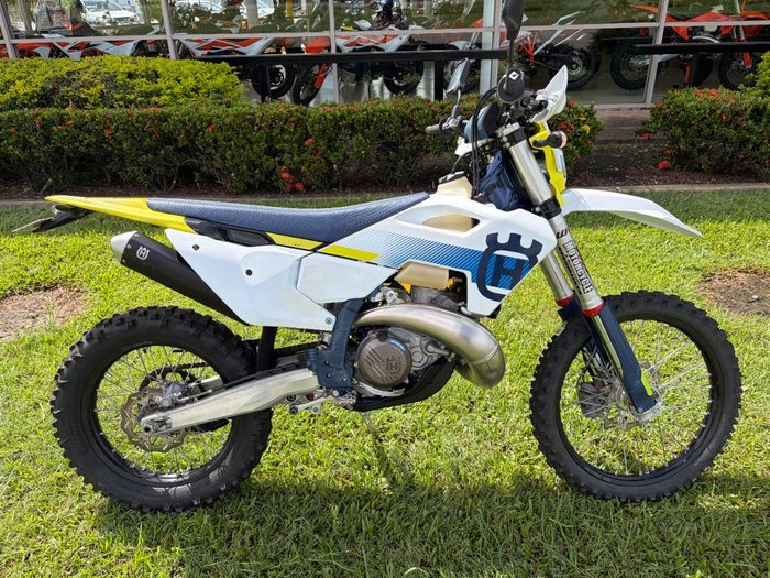 2024 HUSQVARNA TE300i White