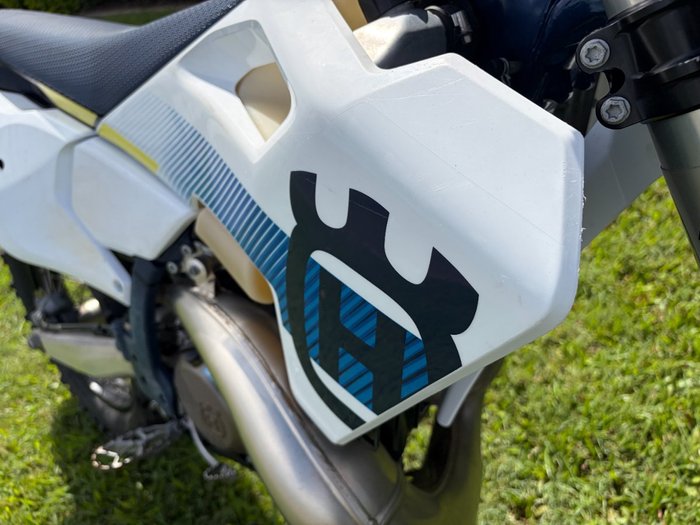 2024 HUSQVARNA TE300i White